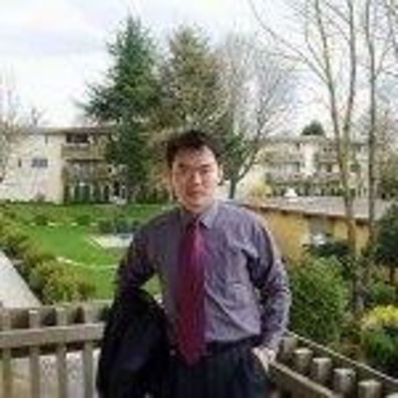 Profile Picture of Joseph Liu (@vanguyinla) on Poshmark