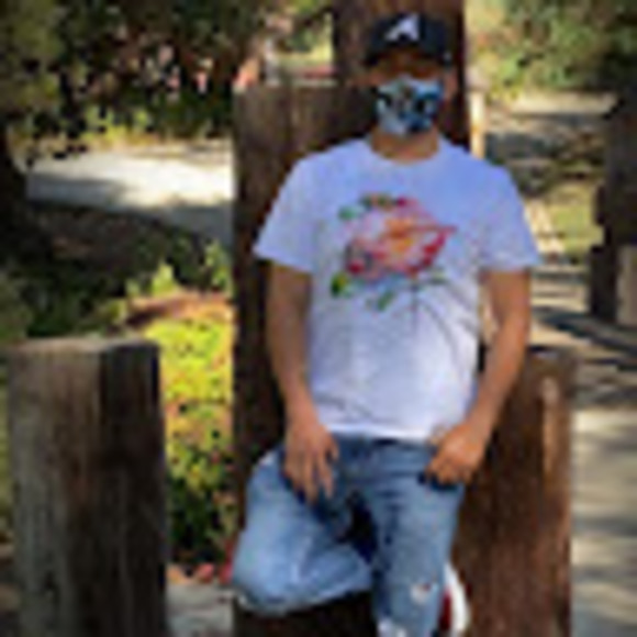 Profile Picture of Javier Salgado (@javiersalgad935) on Poshmark