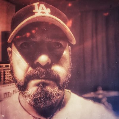 Profile Picture of Arty Oganyan (@ArtyOganyan) on Twitter