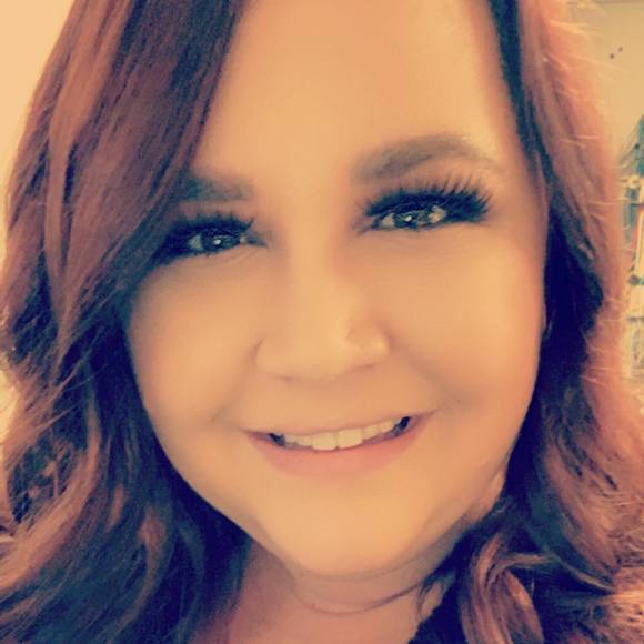 Profile Picture of Amber Frascona (@afrascona1) on Poshmark