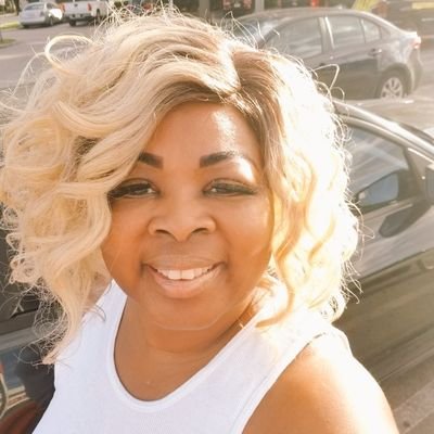 Profile Picture of Sheri R. Brown (@iamsherirbrown) on Twitter