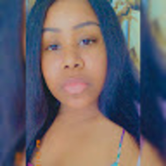 Profile Picture of Chardeau Newton (@chardeaunewton9) on Poshmark