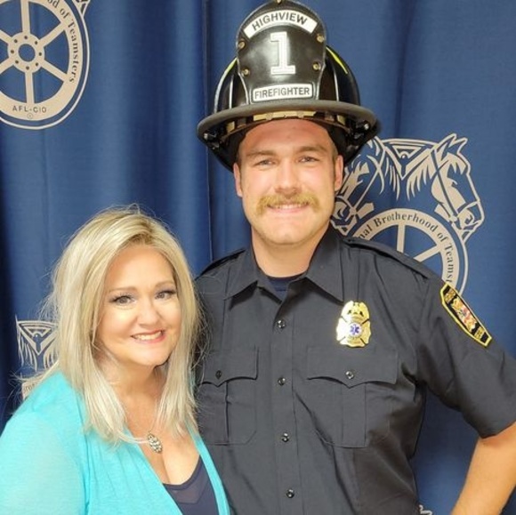 Profile Picture of Melissa Carson (@melissacgems) on Poshmark