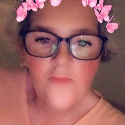 Profile Picture of Claudia Graf (@Claudia75296901) on Twitter