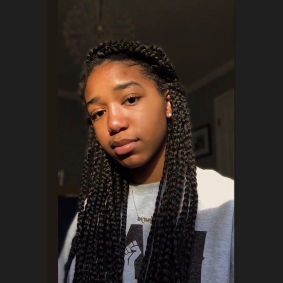 Profile Picture of Anaya Amour (@ayo_nayaa) on Poshmark