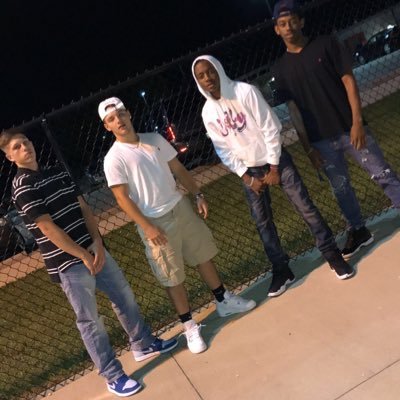 Profile Picture of Mike (@MikeCantBuild) on Twitter