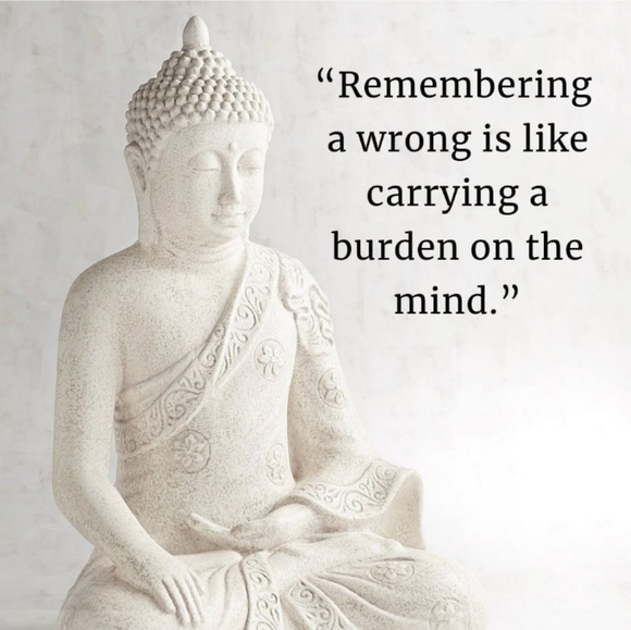 Profile Picture of Christina Pfalzgraf (@ninap168) on Poshmark