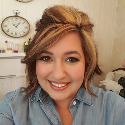 Profile Picture of Jennifer Dean (@Jenndean80Dean) on Twitter