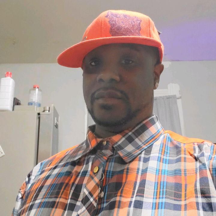 Profile Picture of randallb1987 (@randallb1987) on Tiktok