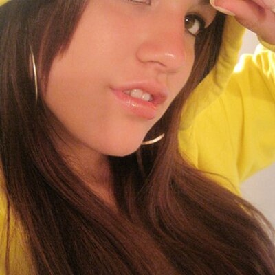 Profile Picture of Tia Alexander (@TeeMarie59) on Twitter