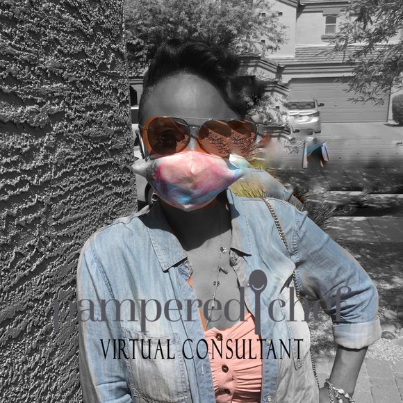 Profile Picture of Michelin Roehl (@themrsroehl) on Poshmark