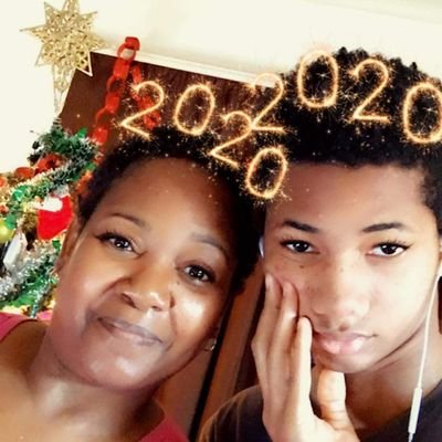 Profile Picture of Yolanda Shaw (@Yolanda53079197) on Twitter