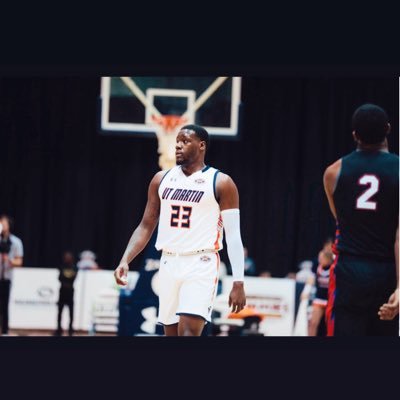 Profile Picture of Steve Wooten Jr. 🏀 (@Steve_Wooten1) on Twitter