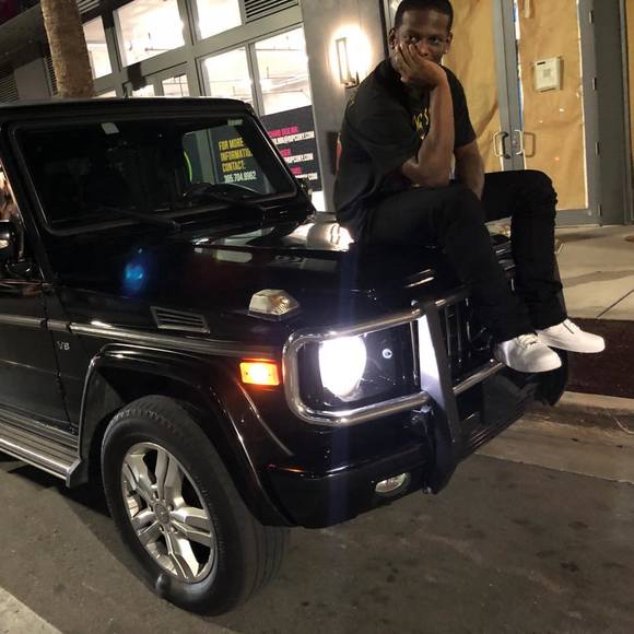 Profile Picture of Octavius Feaster (@ockkthashockker) on Poshmark