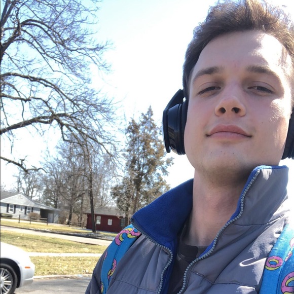 Profile Picture of Bryce Cooley (@bcooley25) on Poshmark