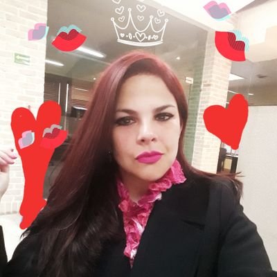 Profile Picture of Lorena Barrera (@lorenabarrera17) on Twitter