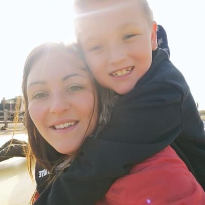 Profile Picture of Faye Casey (@FayeCasey14) on Twitter