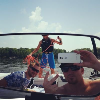 Profile Picture of Matt Kraska (@kraskeezy) on Twitter
