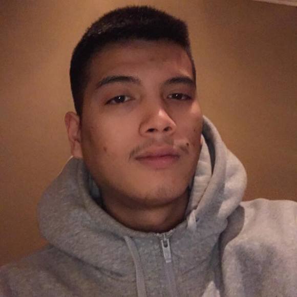 Profile Picture of Ren Richard (@reagen_501_) on Poshmark