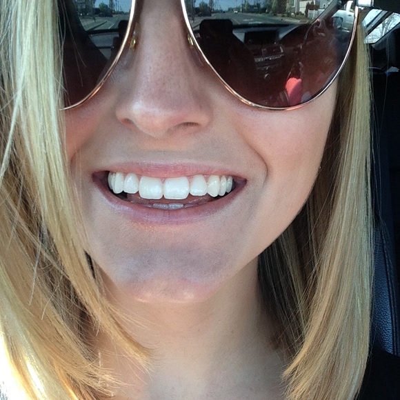 Profile Picture of Danielle Crandall (@danicrani864) on Poshmark