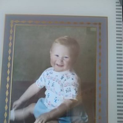 Profile Picture of David Bowell (@davejb127) on Twitter