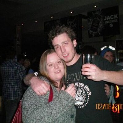Profile Picture of Hayley Collis (@Hayz_82) on Twitter