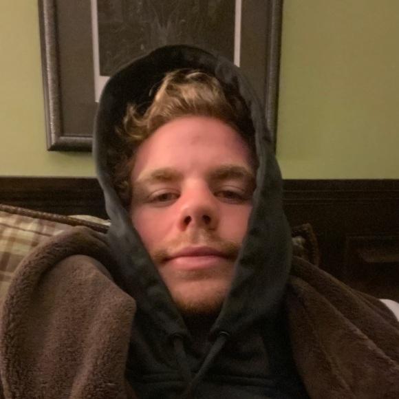 Profile Picture of Jerry Dalrymple (@jerryd2021) on Poshmark