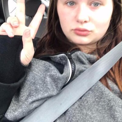 Profile Picture of Lori Barry (@LoriBar95210270) on Twitter