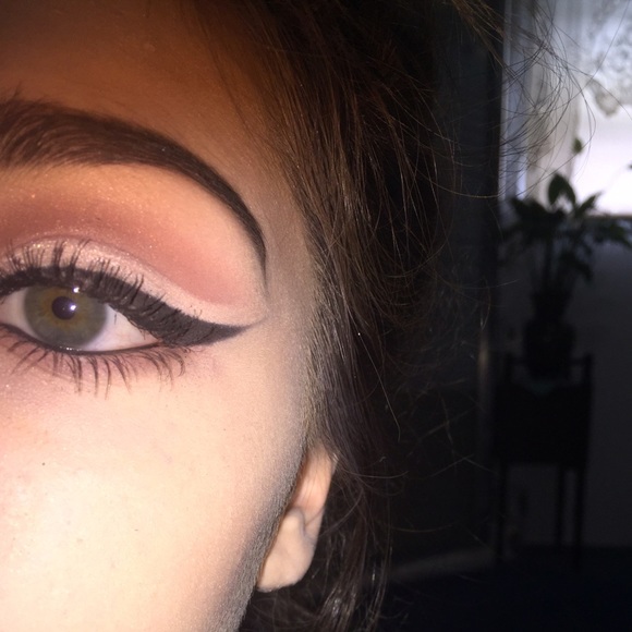 Profile Picture of Bri Rhinesmith (@brigeorge67) on Poshmark