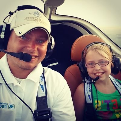 Profile Picture of Jason Newbold (@TheAirplane_Guy) on Twitter