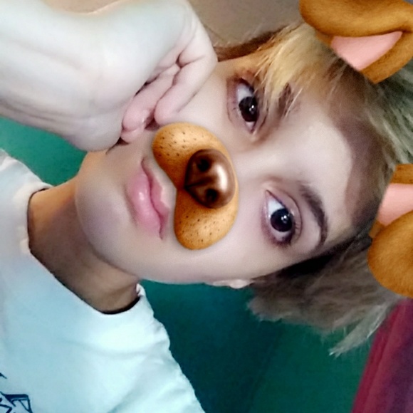 Profile Picture of Isabel Hernandez (@ibbyhdz23) on Poshmark