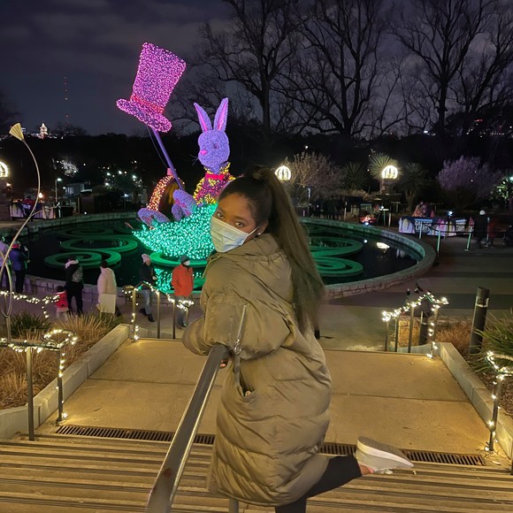 Profile Picture of Gisselle Gladden (@gissellegladden) on Poshmark