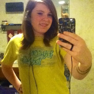 Profile Picture of Smiley Cairl (@SmileyJo101) on Twitter