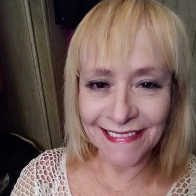 Profile Photo of Linda Clevenger (@AyQLinda) on Twitter