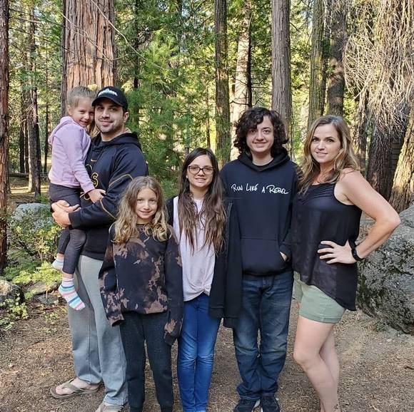 Kristina Langone - Poshmark Profile Picture of Kristina Langone (@kristinalangone) on Poshmark