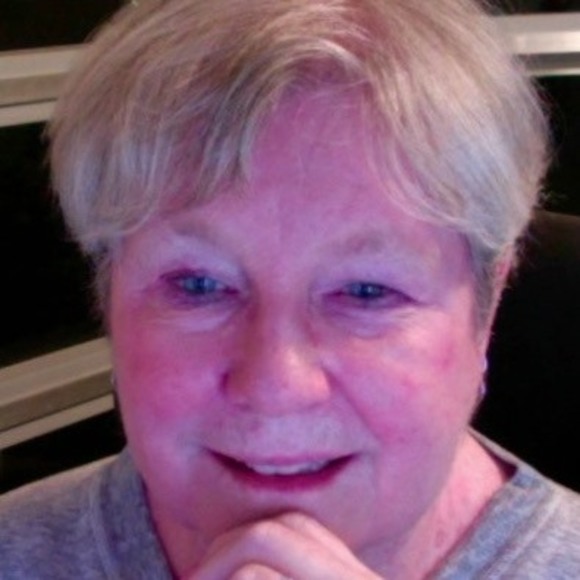 Sandra Schofield - Poshmark Profile Picture of Sandra Schofield (@schofieldstew) on Poshmark