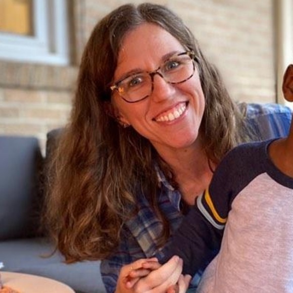 Profile Picture of Kelsey Zarnick (@yeslek1331) on Poshmark