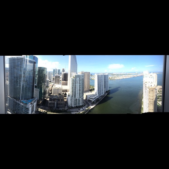 Profile Picture of Vilma Cerdena (@vianti3) on Poshmark