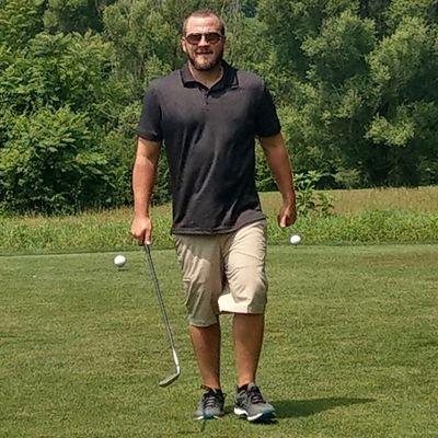 Profile Picture of Ben Rohrbach (@@BuZ_z_InG) on Twitter