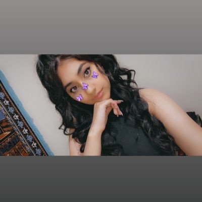 Profile Picture of Saba Hussain (@Saba24Hussain) on Twitter