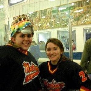 Profile Picture of Erin Raymond (@yackincasher) on Myspace