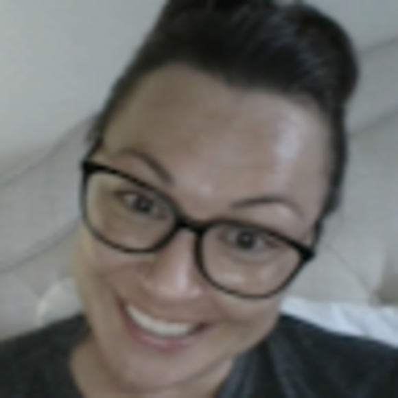 Profile Picture of April Steadham (@a_steadham) on Poshmark