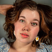 Profile Picture of Neena Brostowski (@4idmonsterfnerd) on Youtube