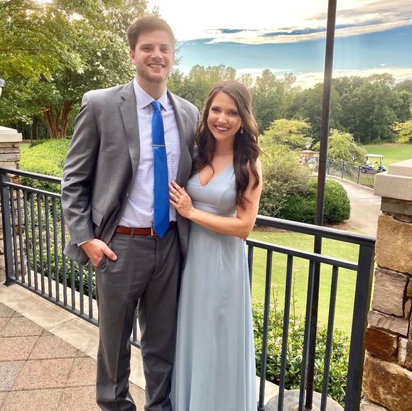 Profile Picture of Stephanie Cauble (@duntons10) on Poshmark