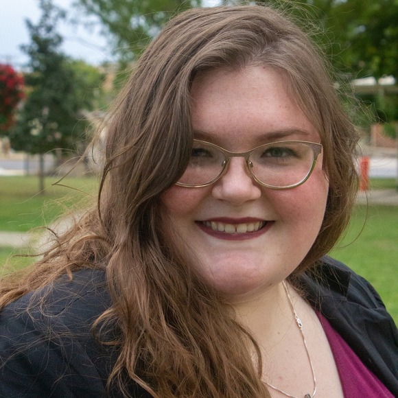 Profile Picture of Logan Raschke (@rabbyravi) on Poshmark