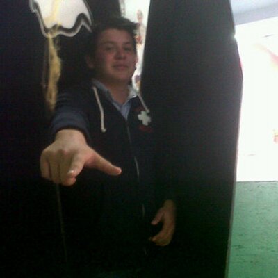 Profile Picture of Adrian Valladares (@adrianvr_oz) on Twitter