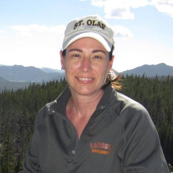 Profile Picture of Janet Dobbertin (@vhdobbs) on Poshmark