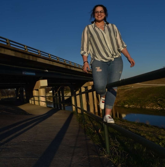 Profile Picture of Danielle Bradbury (@daniellebradbur) on Poshmark