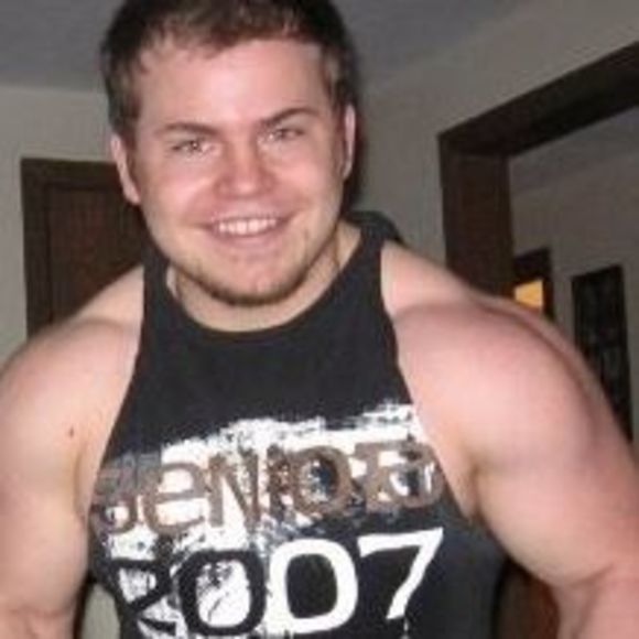 Profile Picture of Cole Garczynski (@footballguy_30) on Poshmark