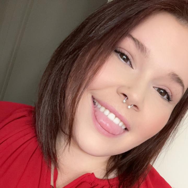 Profile Picture of Katelyn Burch (@@katelynburch0) on Tiktok